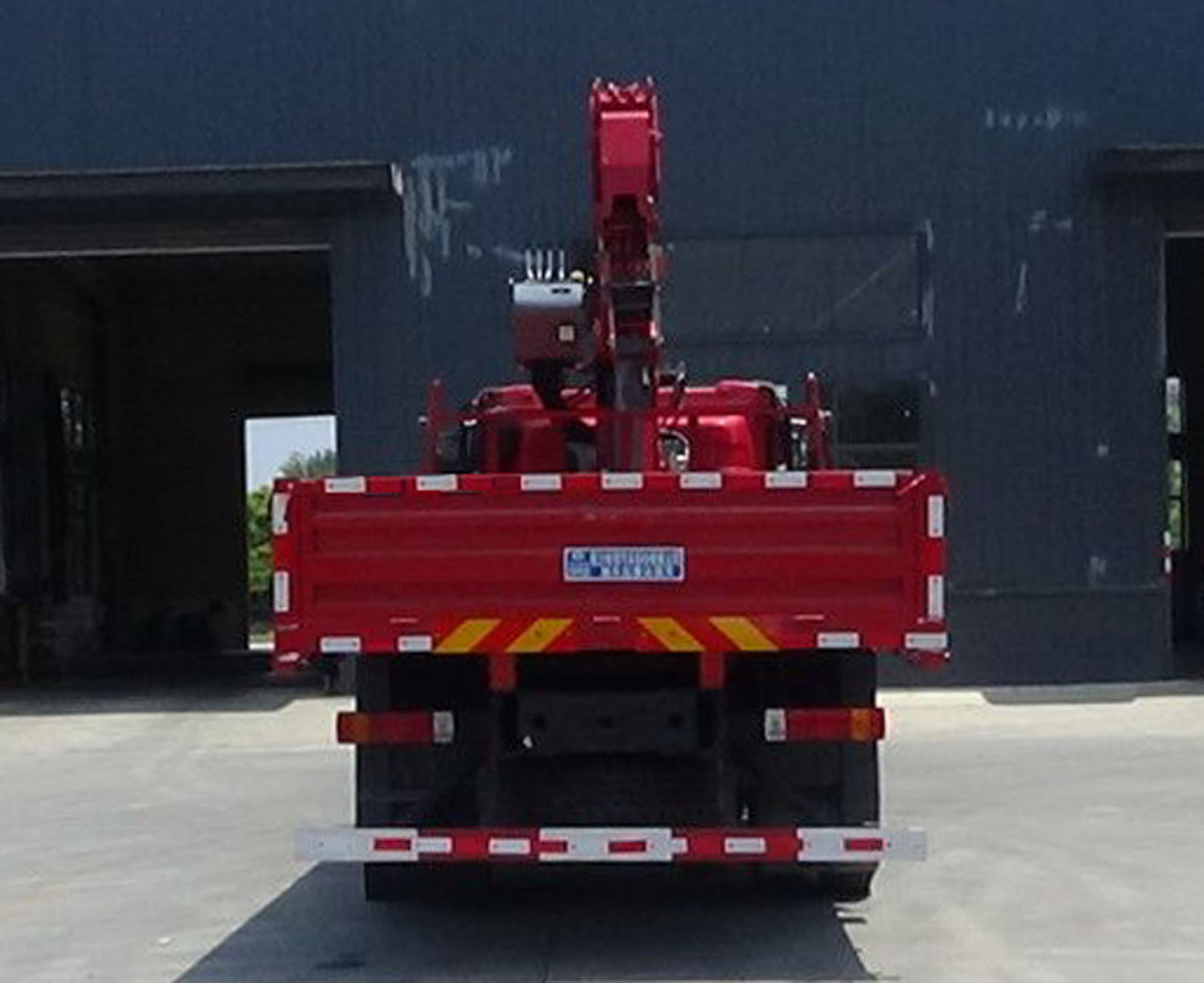 程力威牌CLW5184JSQ6SZ型隨車起重運(yùn)輸車 程力威牌CLW5184JSQ6SZ型隨車起重運(yùn)輸車
