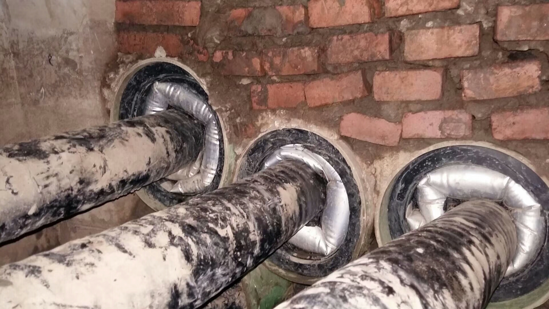 �������|�ܵ����